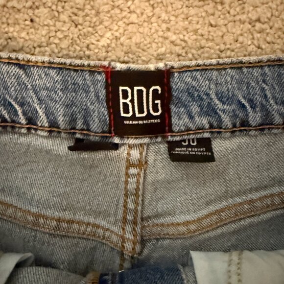 BDG for Urban Outfitters Relaxed Fit Distressed Jeans – Light Wash – Size 30 - Picture 6 of 6